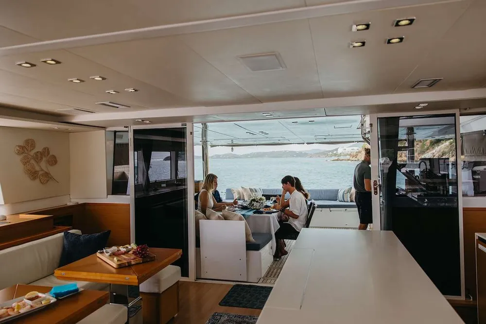 yacht-582561