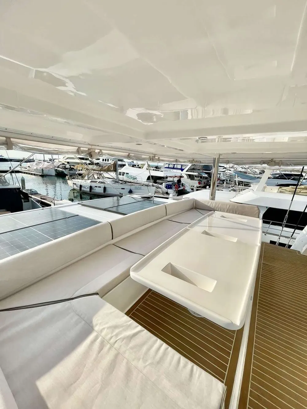 yacht-549804