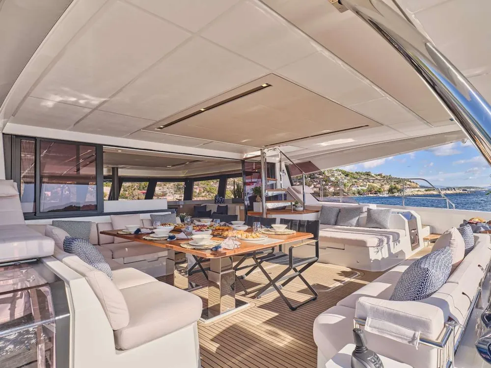 yacht-597189