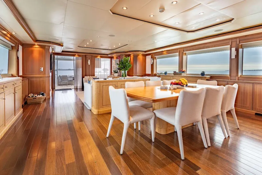 yacht-584022