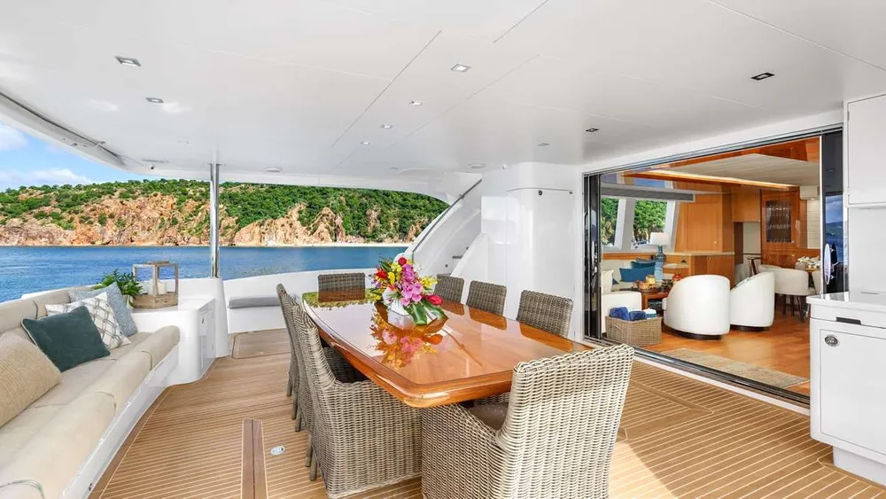 yacht-585488