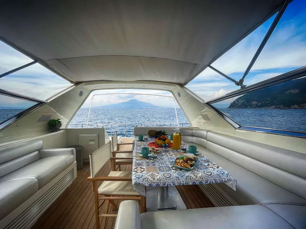yacht-583297