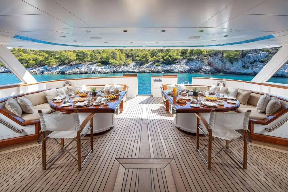 yacht-575528