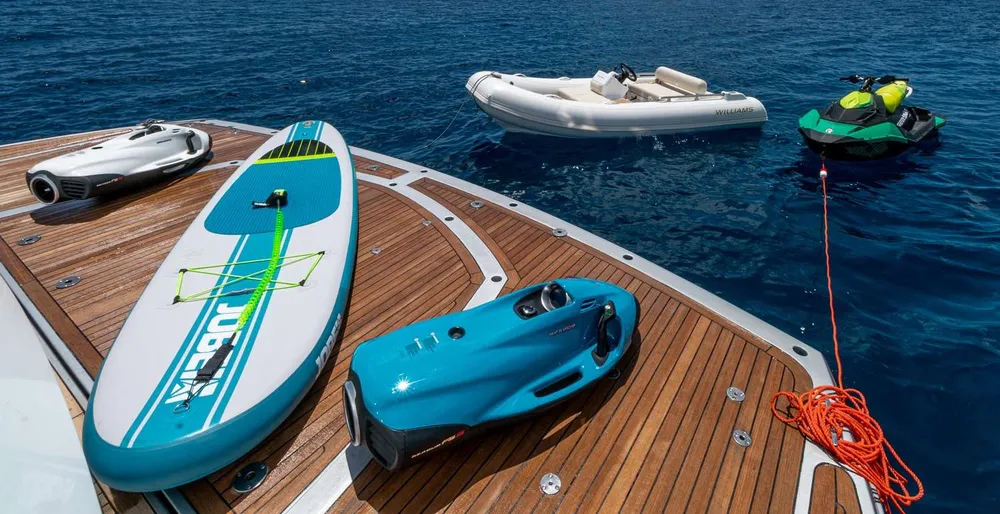 yacht-595945