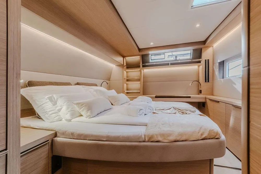yacht-588732