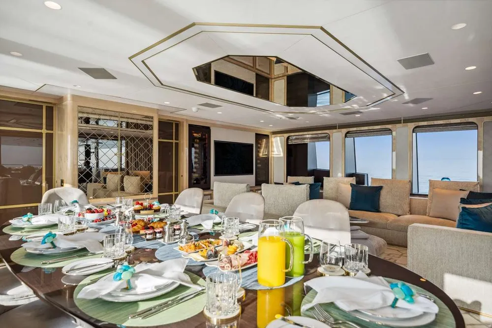 yacht-573817