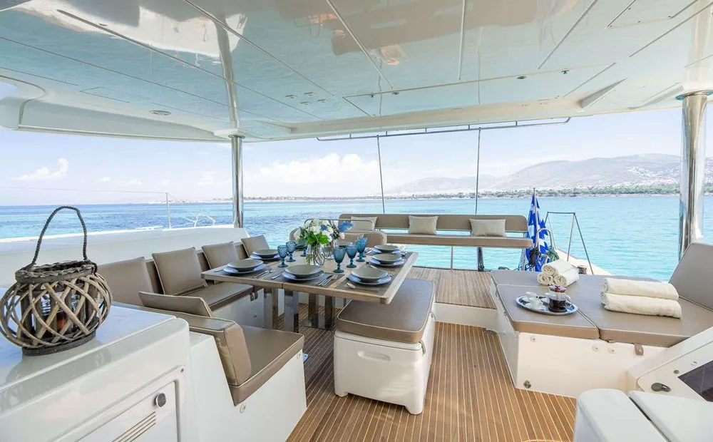 yacht-560468