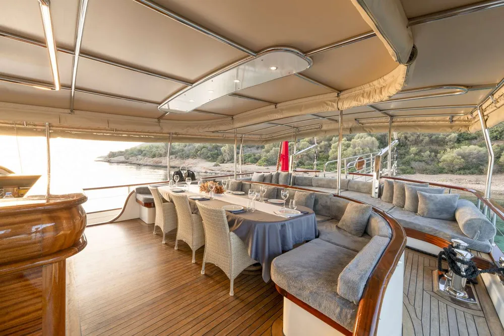 yacht-559572