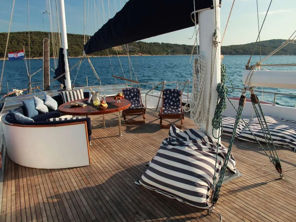yacht-603005