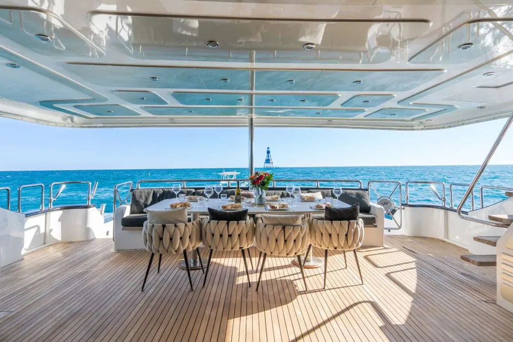 yacht-585633