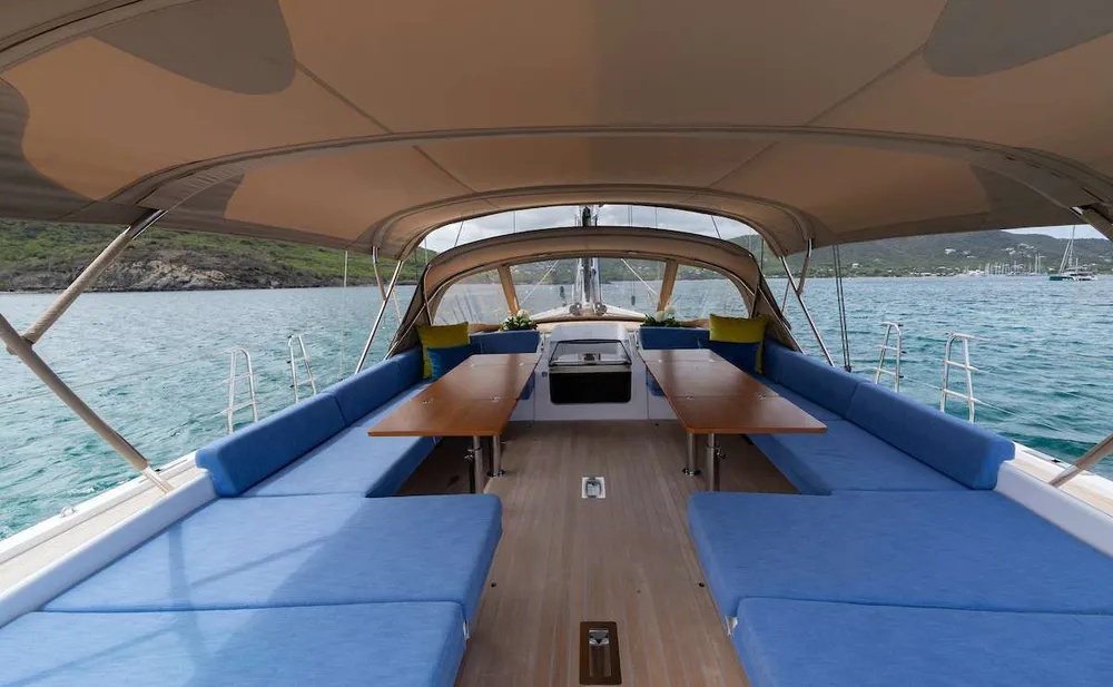 yacht-588180