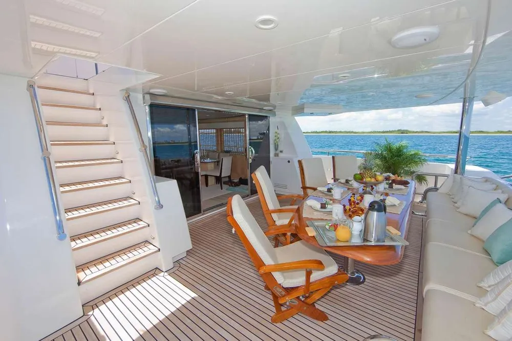 yacht-584728