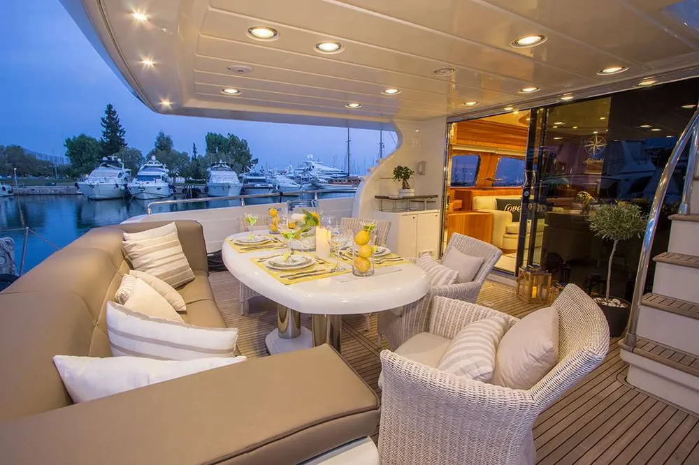 yacht-598073
