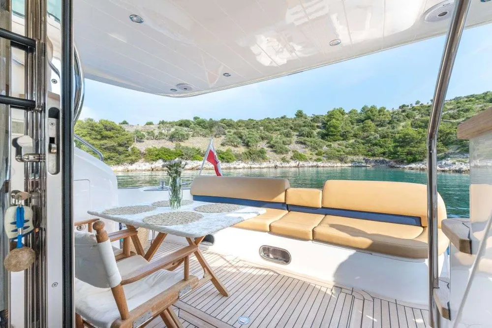 yacht-567658