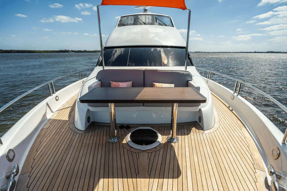 yacht-573916