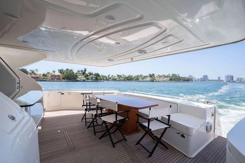 yacht-587032
