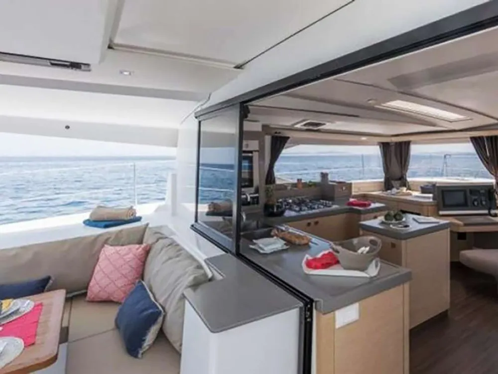 yacht-580692