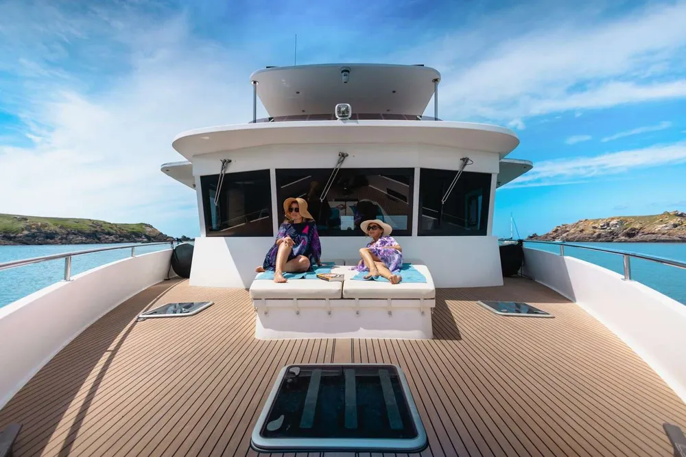 yacht-574961