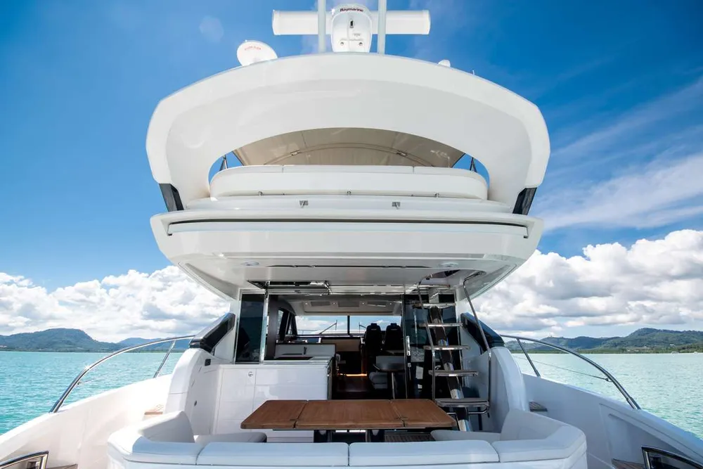 yacht-598743