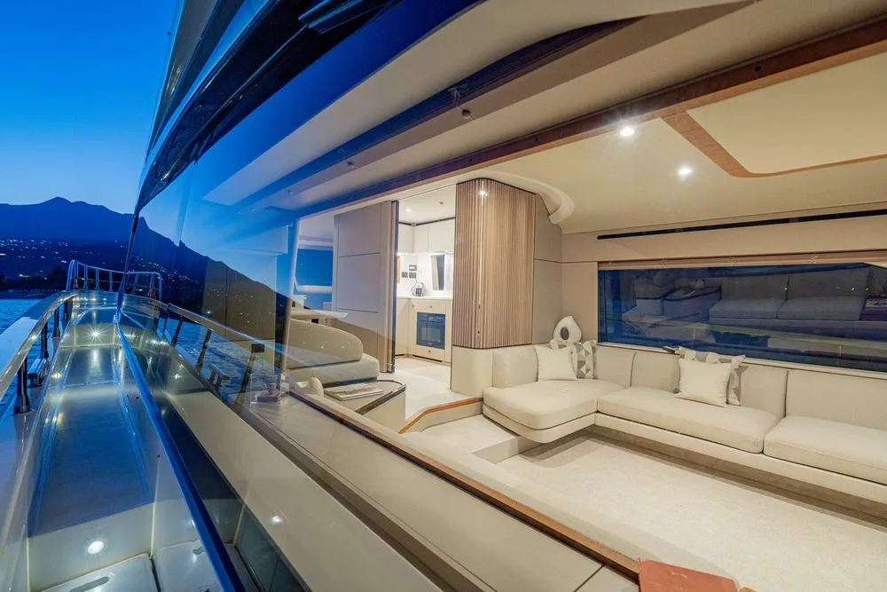 yacht-581191