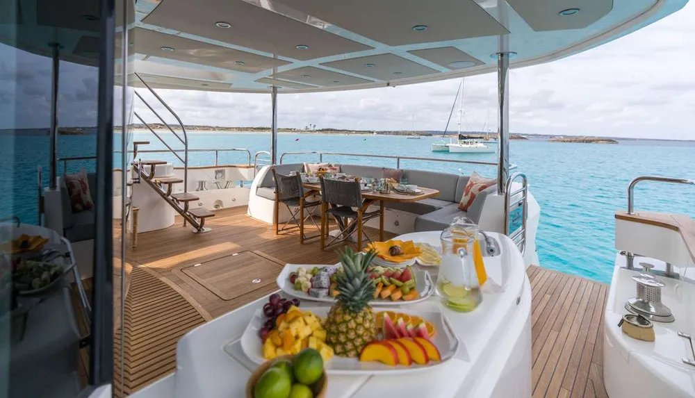 yacht-570930