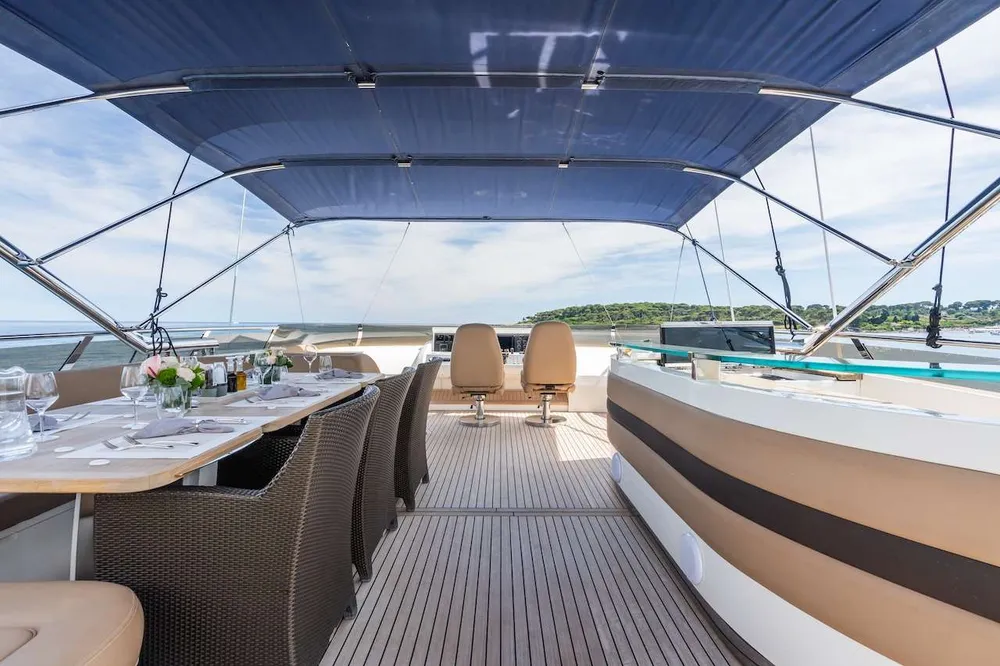 yacht-582445