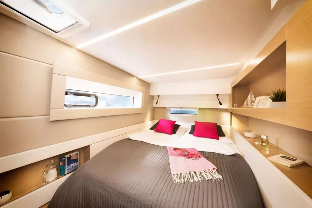 yacht-593420