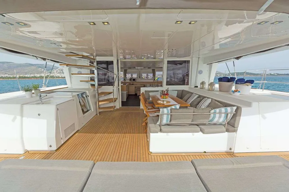 yacht-570086