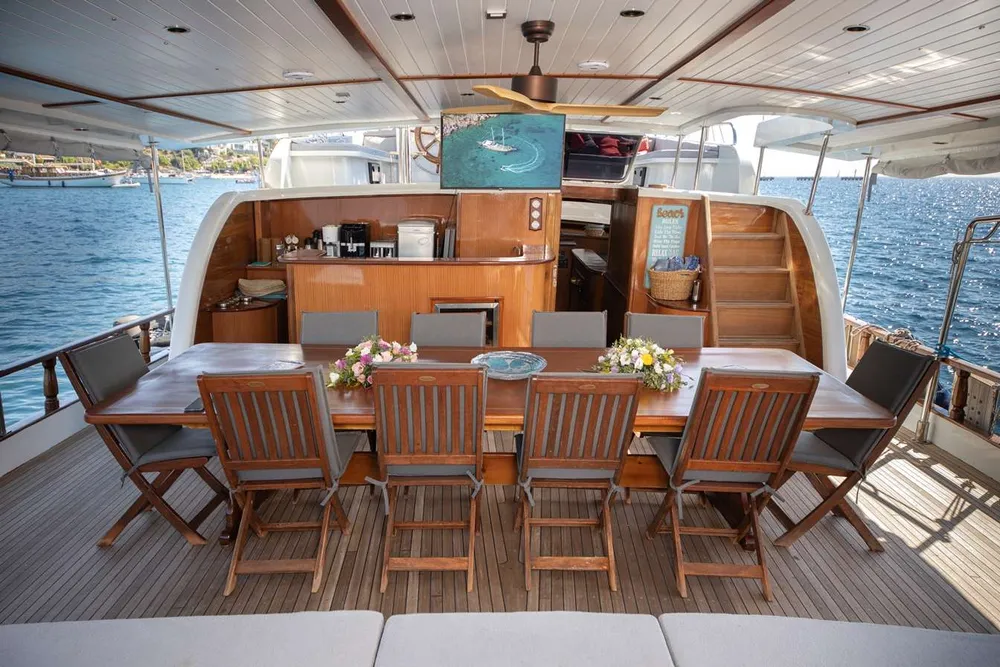 yacht-567040