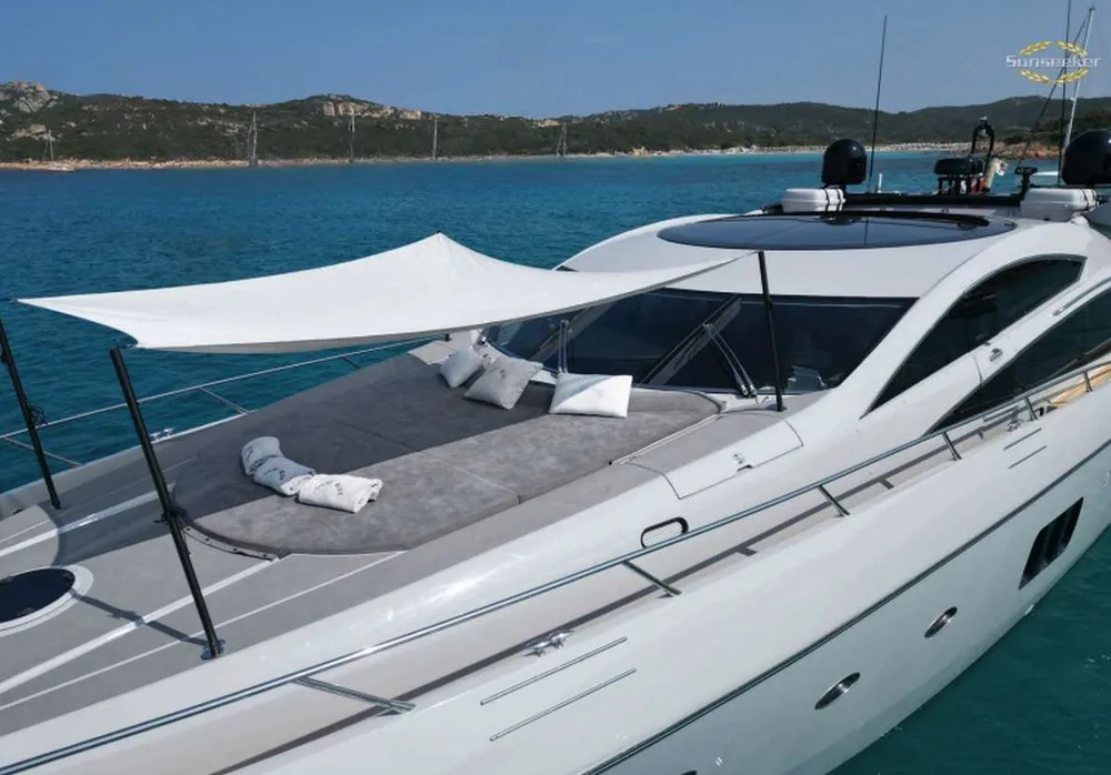 yacht-569779