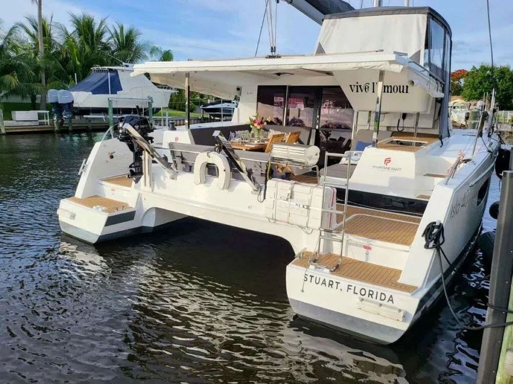 yacht-598095