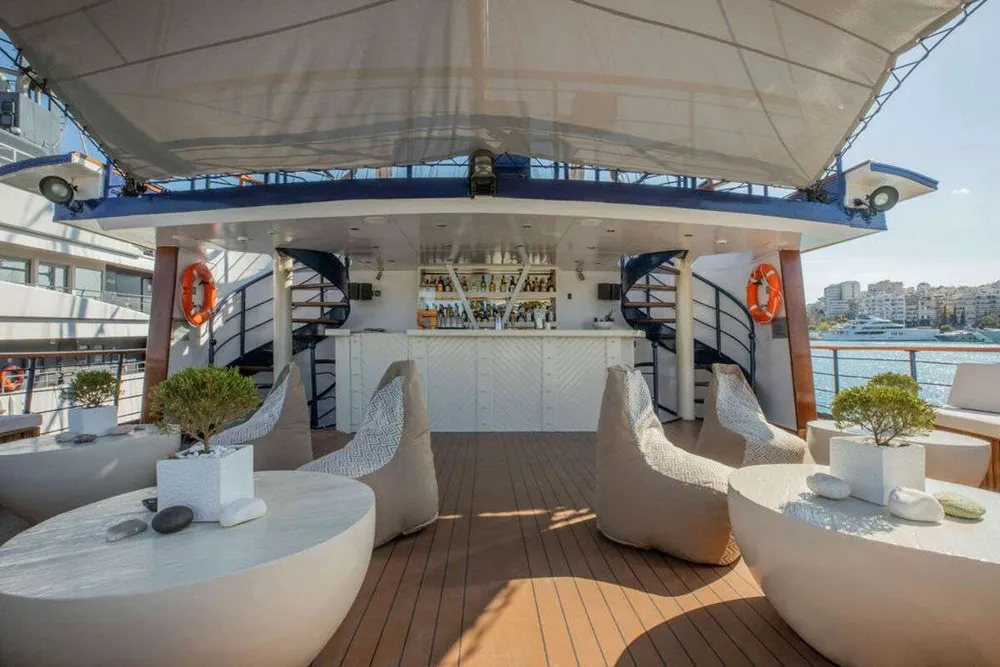 yacht-567391