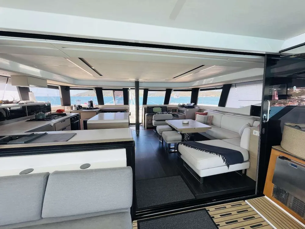 yacht-567422