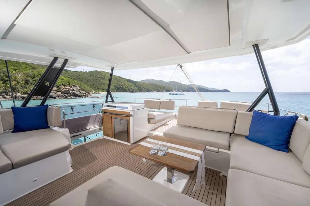 yacht-561034