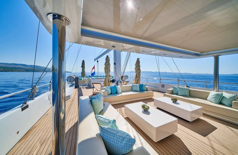 yacht-591921