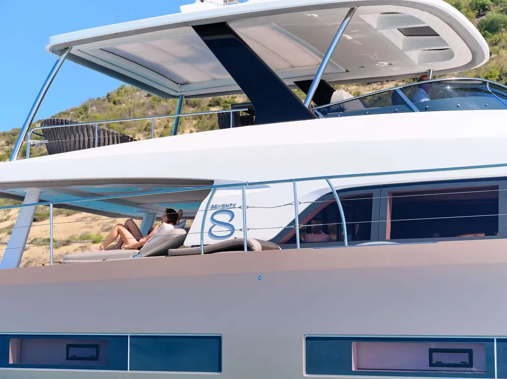 yacht-590138