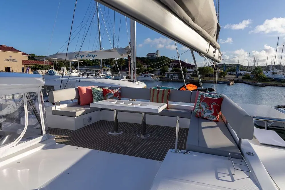 yacht-563511