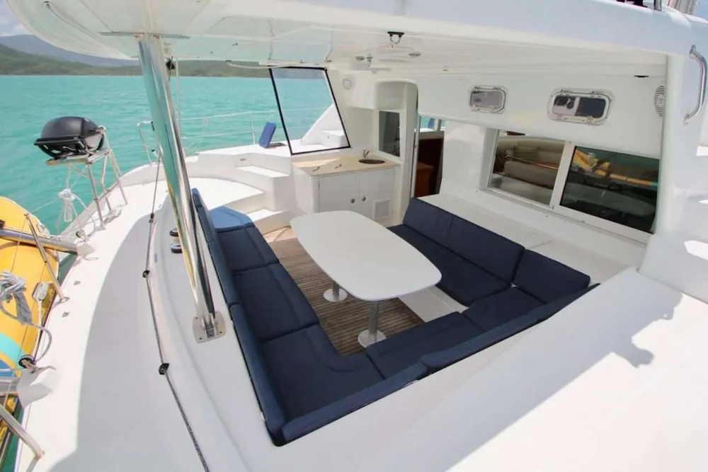 yacht-568667