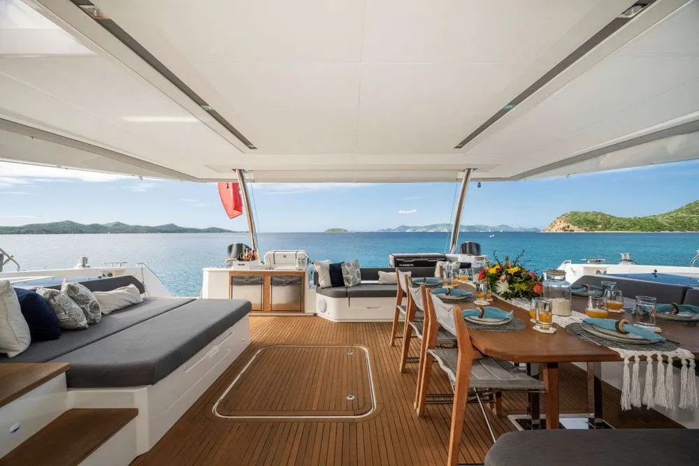 yacht-576588