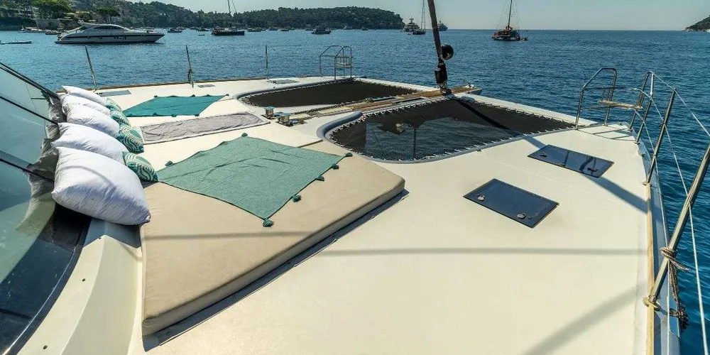 yacht-583878