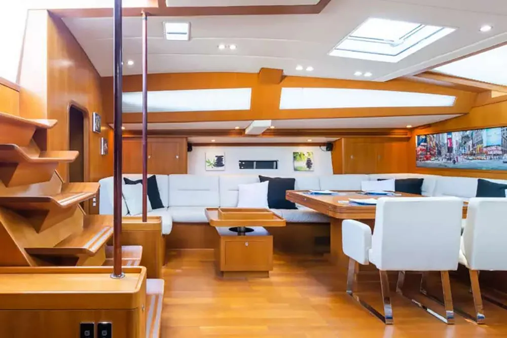yacht-574575