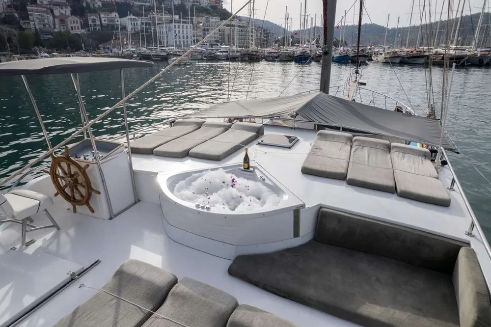 yacht-584180