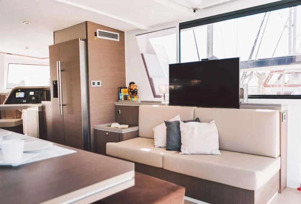 yacht-578114