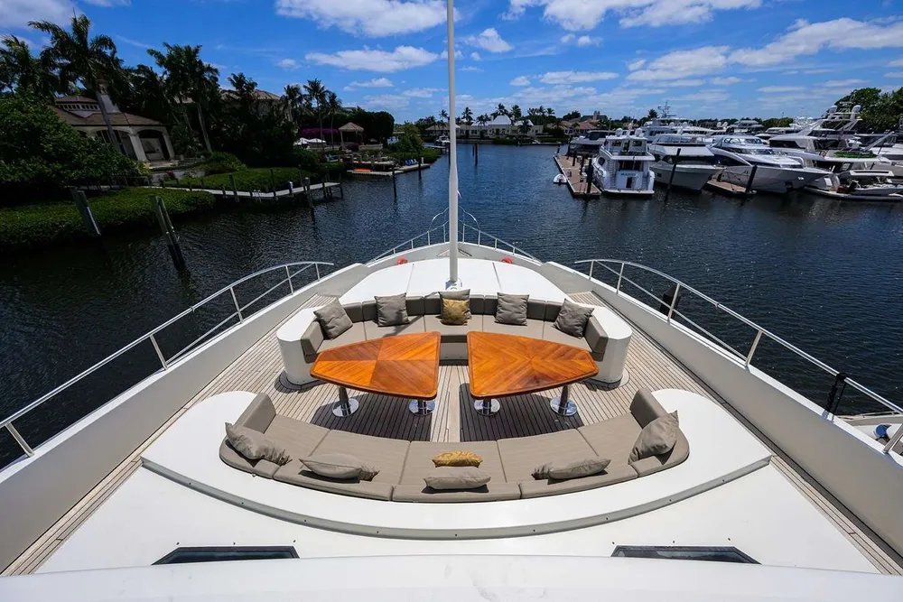yacht-563756