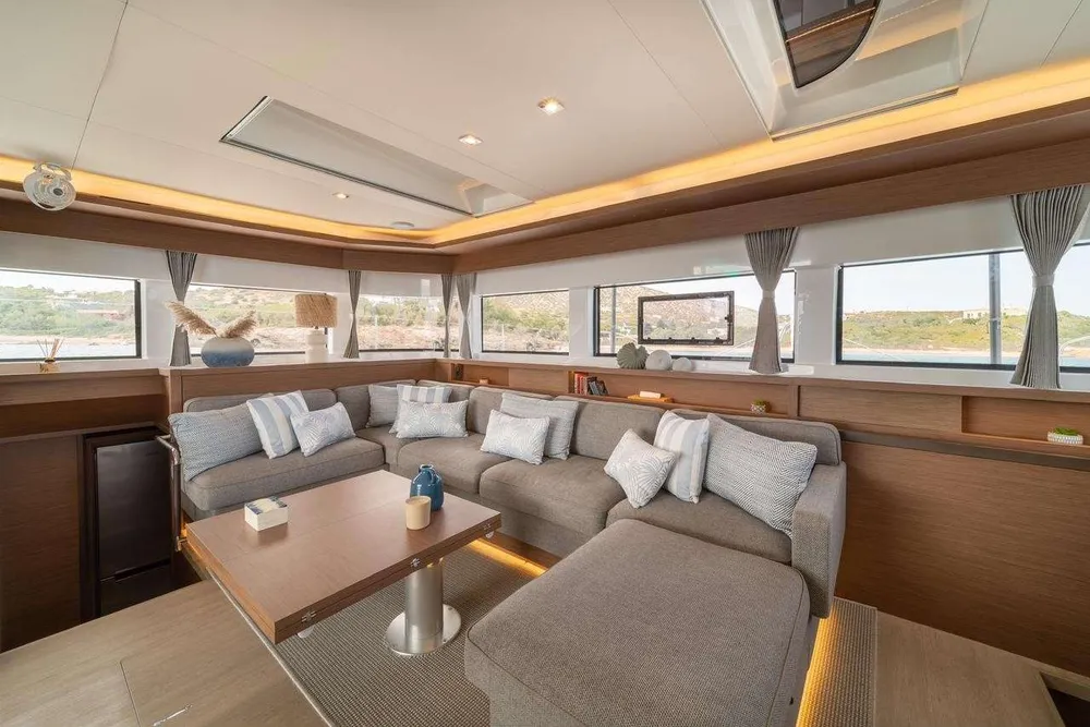 yacht-584963