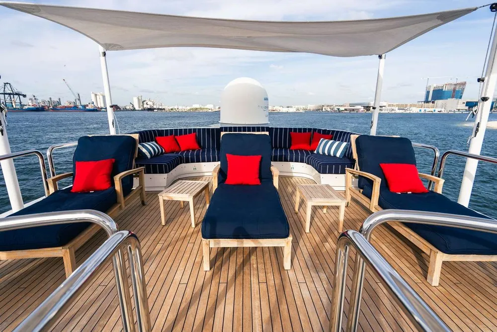 yacht-567300