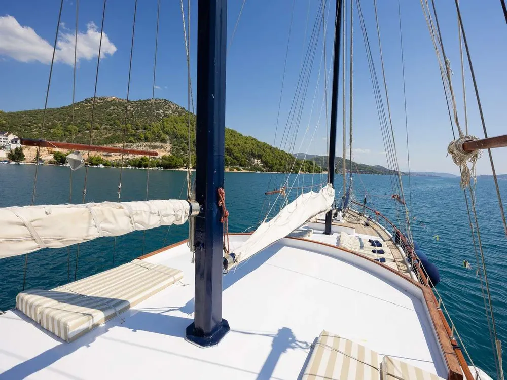 yacht-582368
