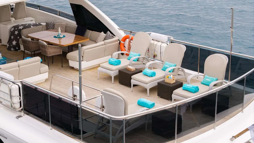 yacht-590504