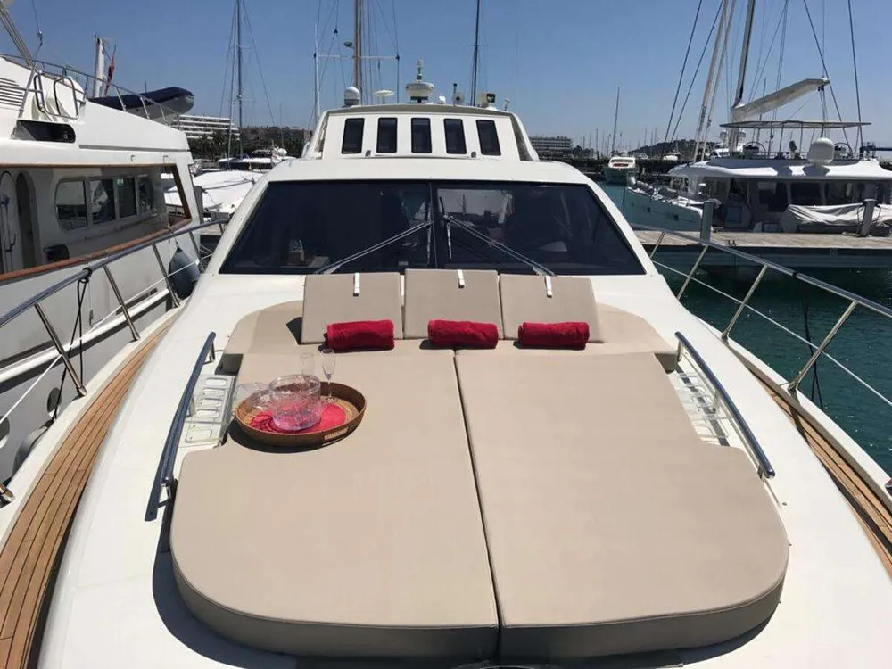 yacht-595322