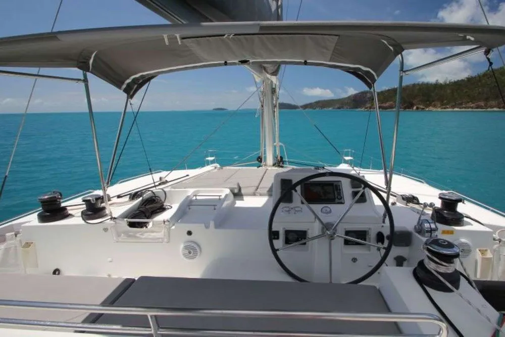 yacht-587364